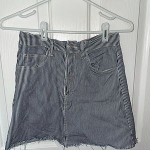 Brandy Melville skirt